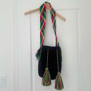 New! Wayuu Colombian Mochila Bucket Purse Bag 100%Handmade Crossbody Shoulder Wo
